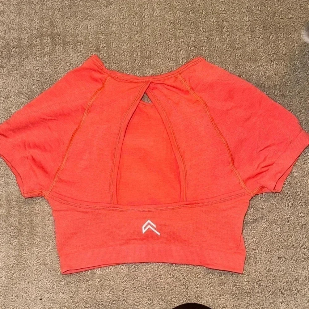 Oner Active Effortless Seamless Short Sleeve Crop Top XS - Picture 6 of 6